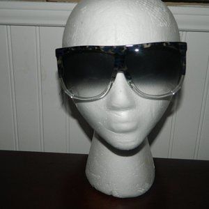 Authentic Loewe Filipa LW40001I W6356B Sunglasses - NO CASE